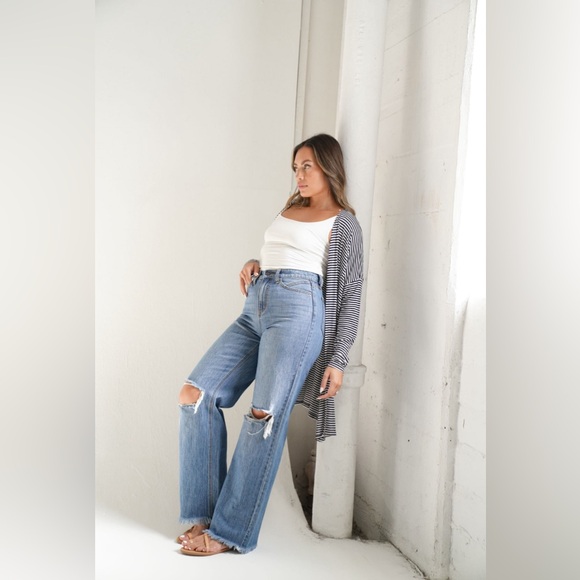 NEW CJLA Malibu Wide Leg Jeans, Medium Wash Size 7 - Picture 4 of 6